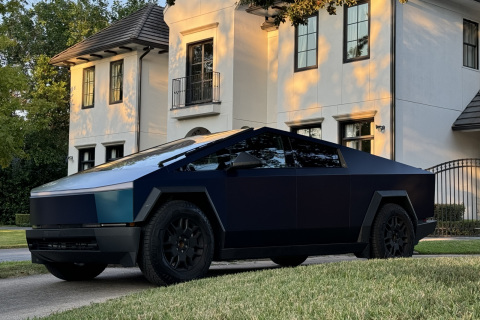 Avery-Dennison-Satin-Frozen-Ocean-Cybertruck