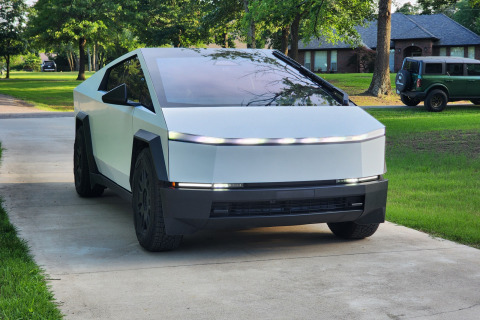 Avery-Dennison-Satin-White-Cybertruck